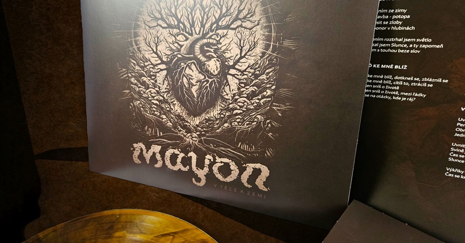 První velké album post-metalových Mayon je tady! Vyšlo na vinylu