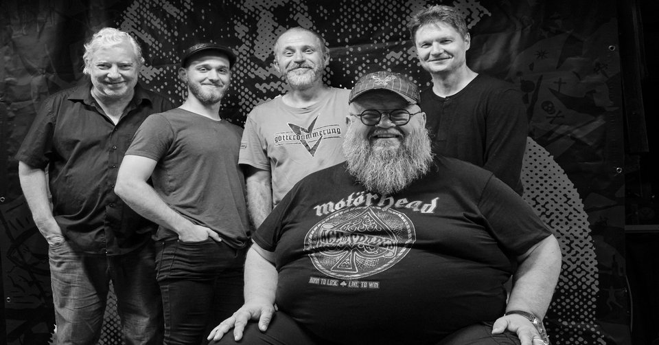 ŠKAREDÁ HOLKA přichází s novým albem „Poseidon“